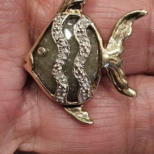 10k Gold Cute Fish Charm Slider Pendant Green Stone Diamond Accented Points Fish